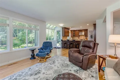 29938 200th Court SE Kent WA 98042