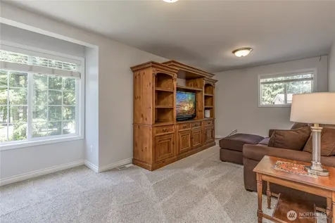 29938 200th Court SE Kent WA 98042