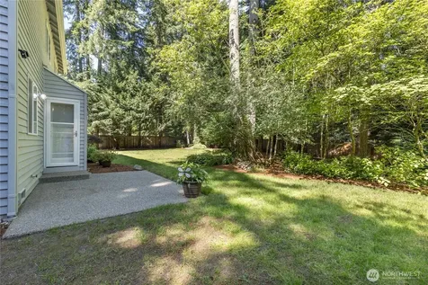 29938 200th Court SE Kent WA 98042