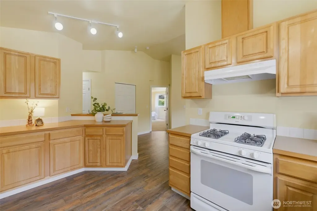 5220 77th Street W Lakewood WA 98499