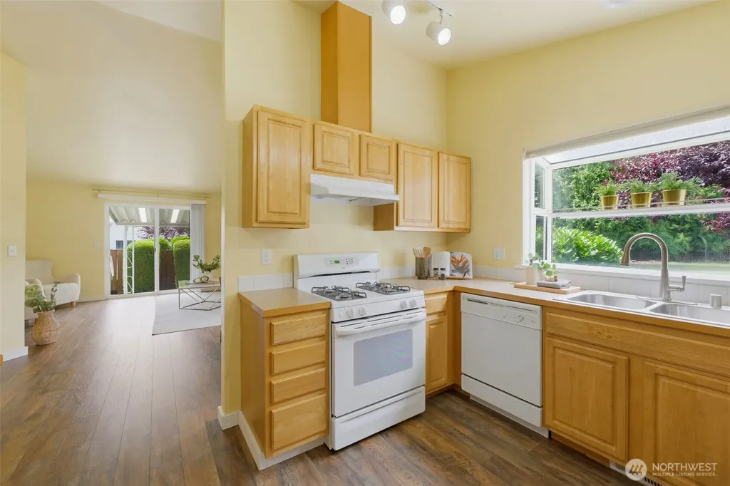 5220 77th Street W Lakewood WA 98499