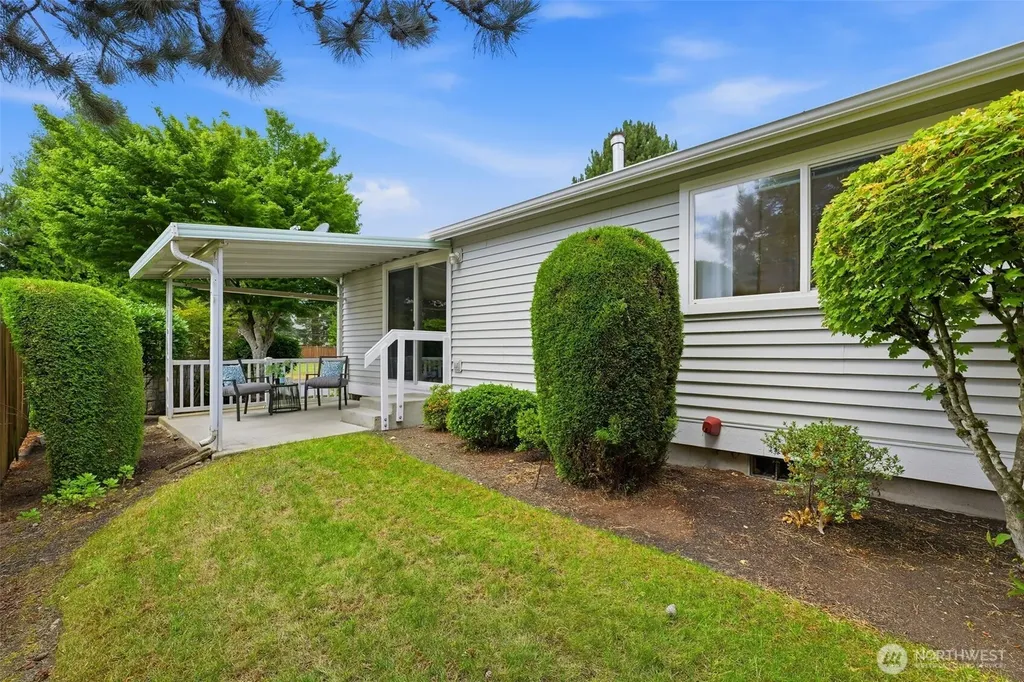 5220 77th Street W Lakewood WA 98499