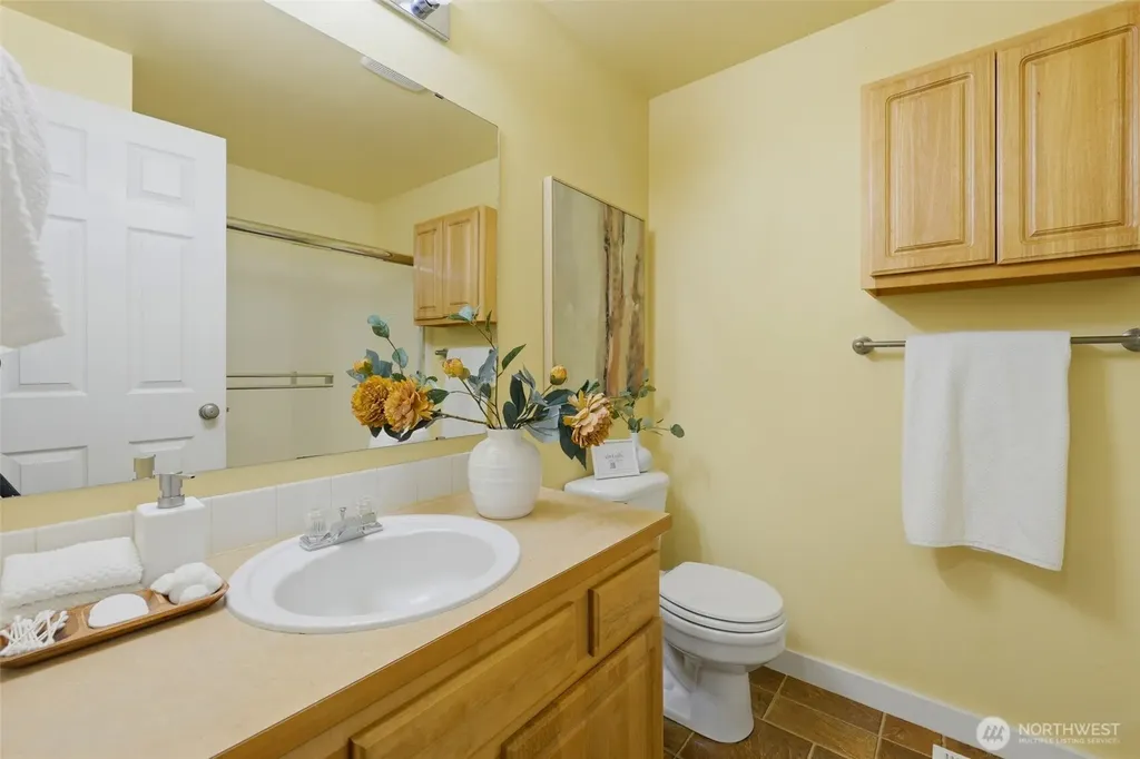 5220 77th Street W Lakewood WA 98499