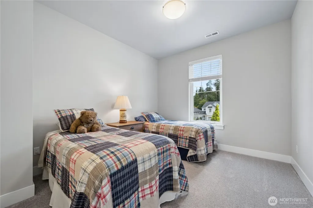 31333 43rd Place SW Federal Way WA 98023