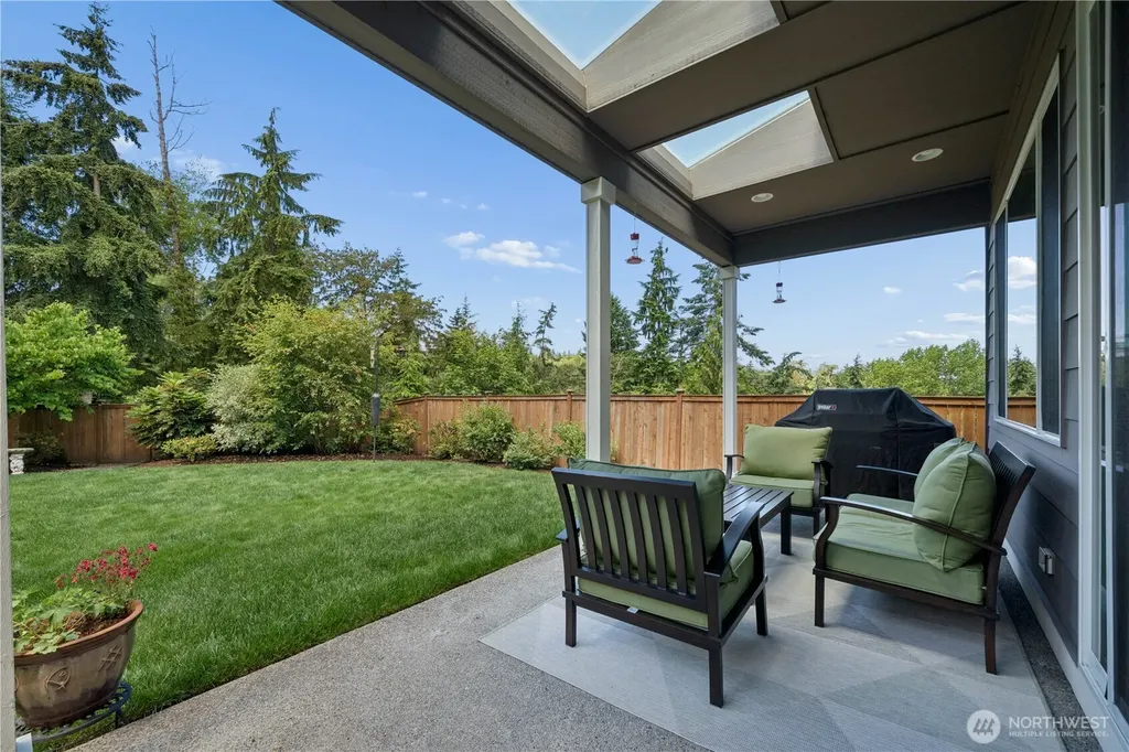 31333 43rd Place SW Federal Way WA 98023