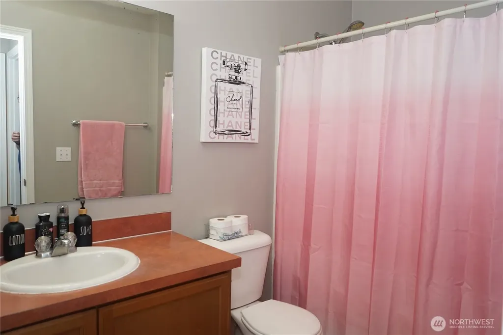 4316 Freemont Street NE Olympia WA 98516