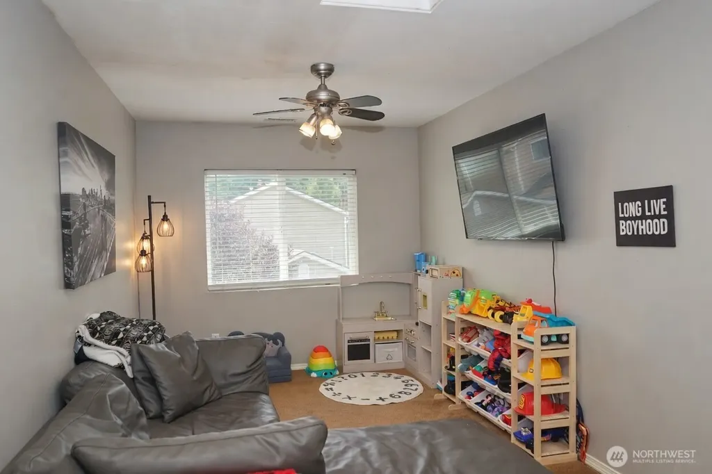 4316 Freemont Street NE Olympia WA 98516