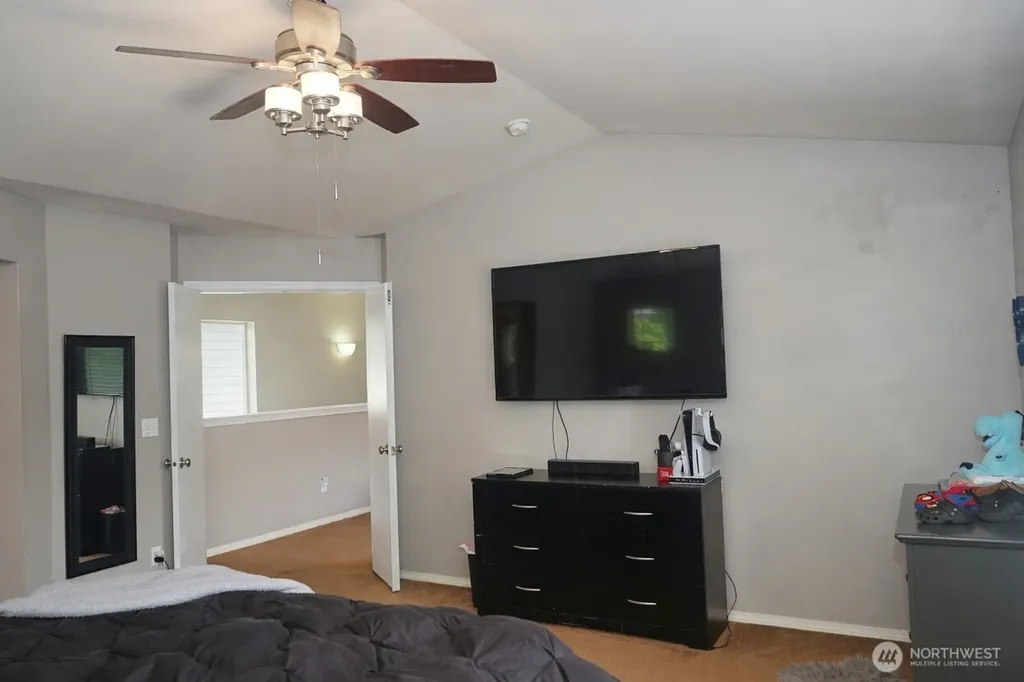 4316 Freemont Street NE Olympia WA 98516