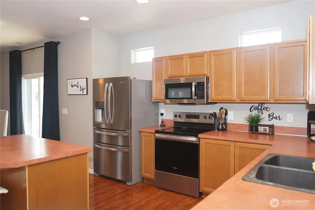 4316 Freemont Street NE Olympia WA 98516