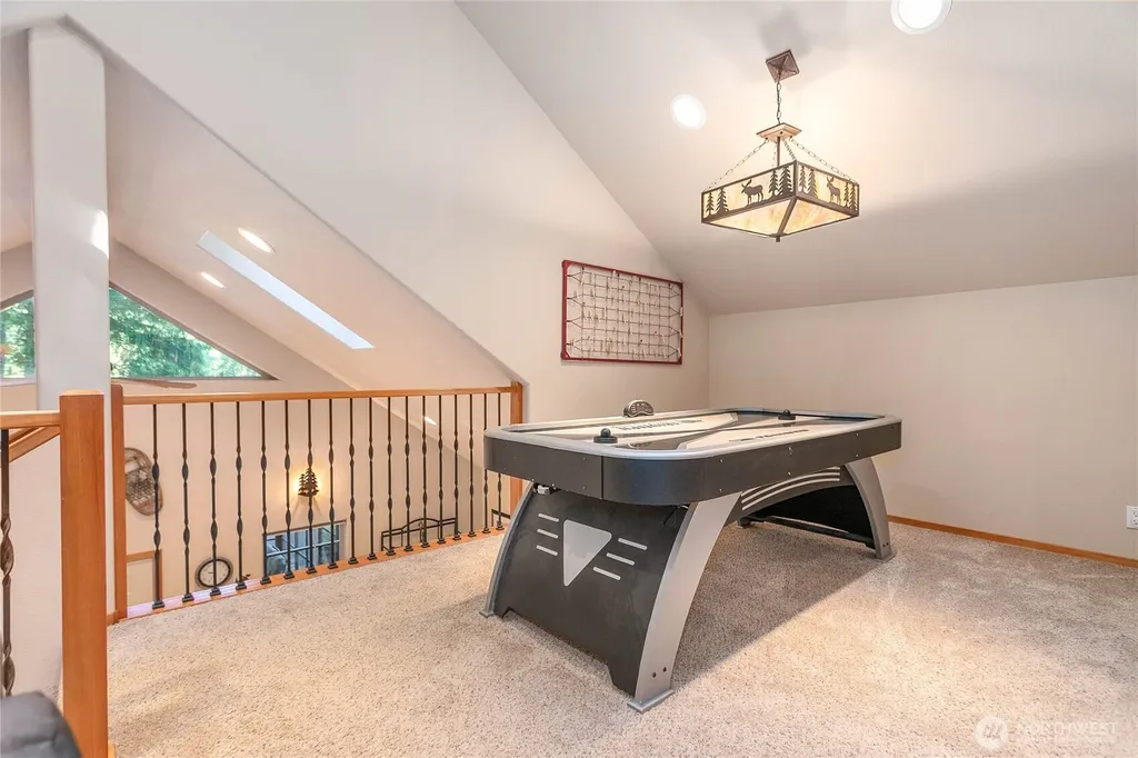 6978 Rainier Way Deming WA 98244
