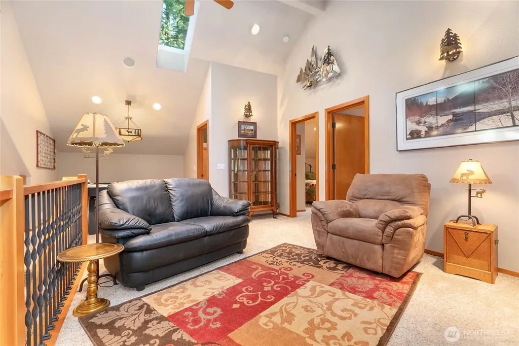 6978 Rainier Way Deming WA 98244