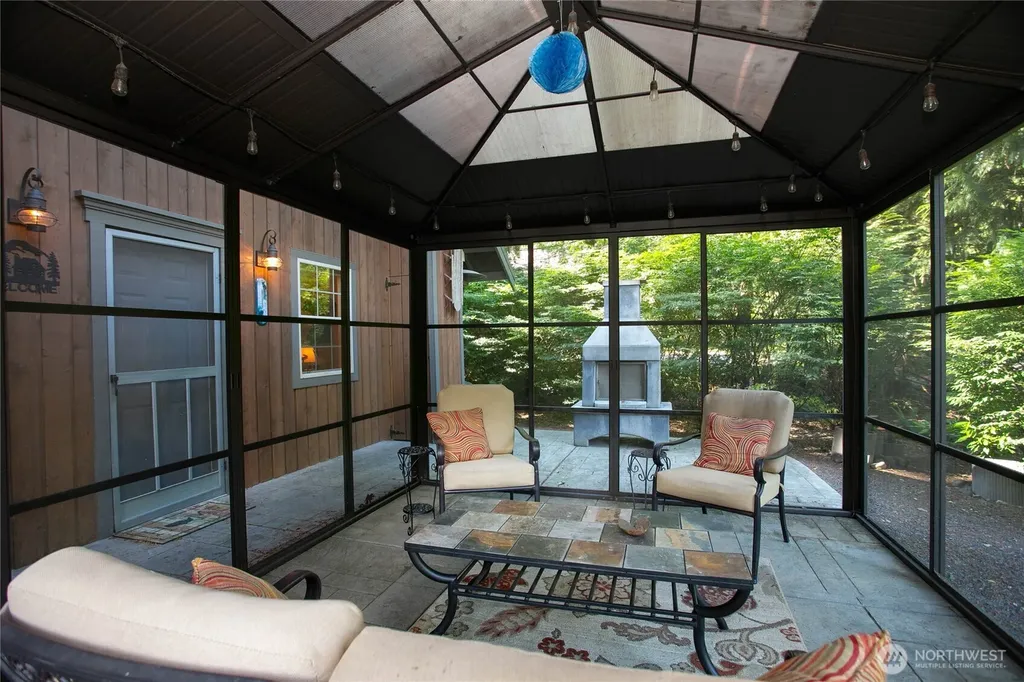 6978 Rainier Way Deming WA 98244