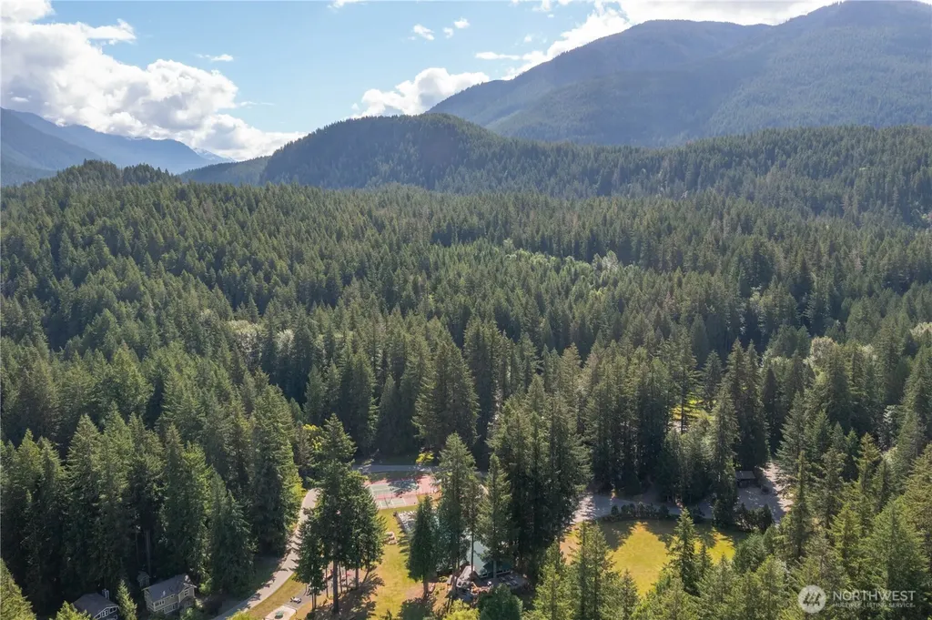 6978 Rainier Way Deming WA 98244