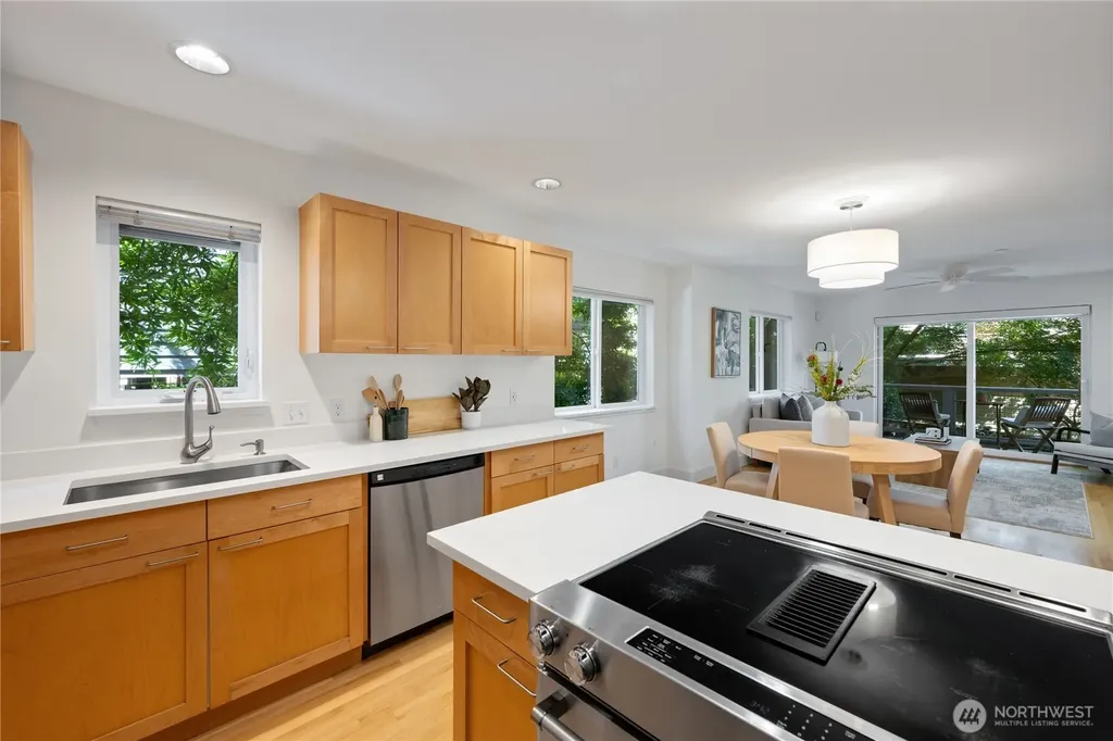 3648 Francis Avenue N Seattle WA 98103