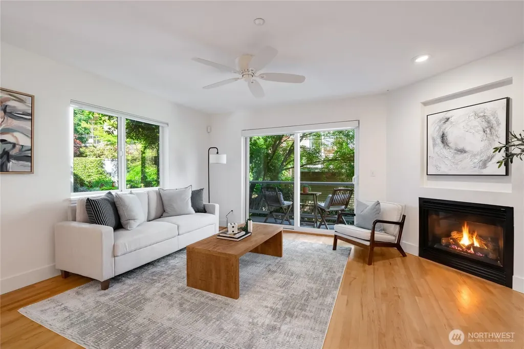 3648 Francis Avenue N Seattle WA 98103