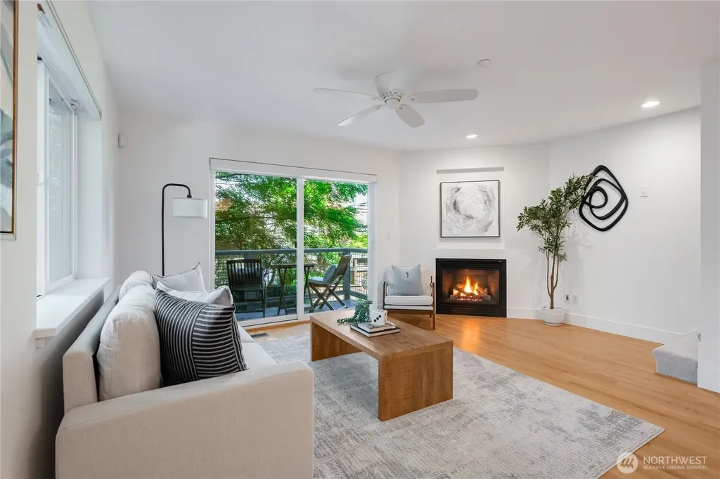 3648 Francis Avenue N Seattle WA 98103