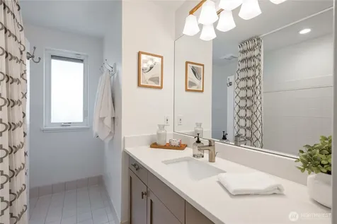 3648 Francis Avenue N Seattle WA 98103