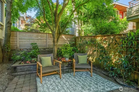 3648 Francis Avenue N Seattle WA 98103