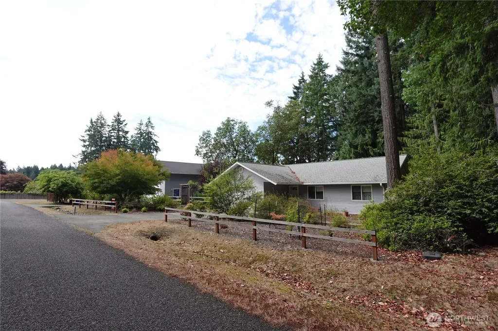 12606 Silver Drive Anderson Island WA 98303