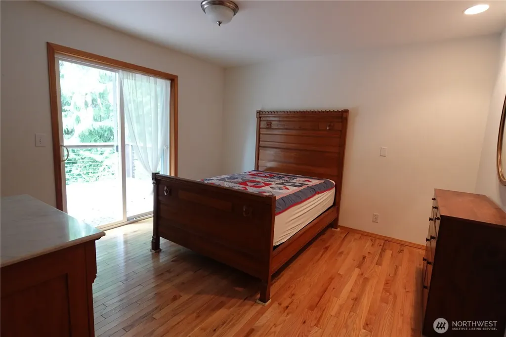 12606 Silver Drive Anderson Island WA 98303