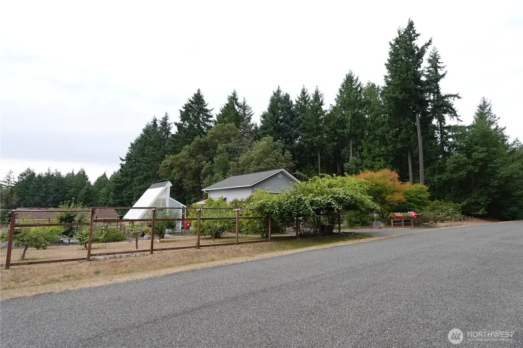 12606 Silver Drive Anderson Island WA 98303