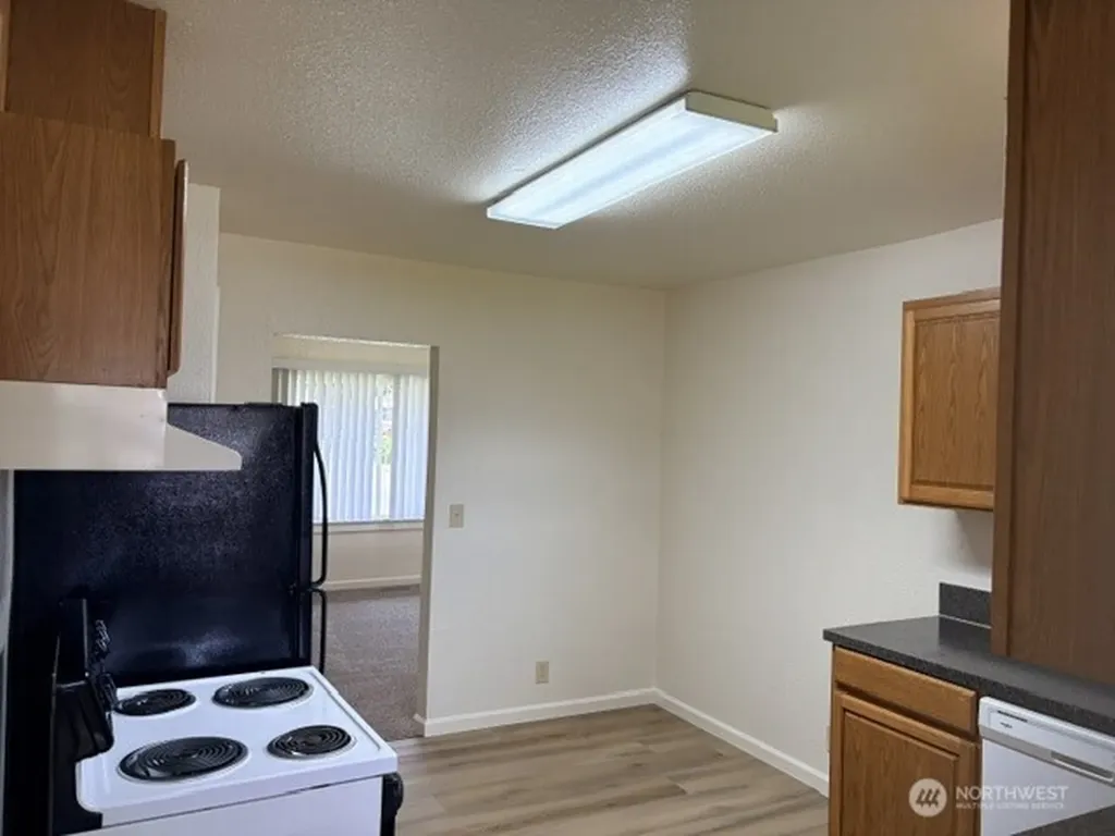3009 Fir Longview WA 98632