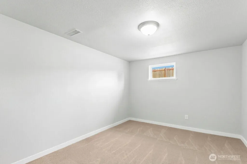 5305 64th St W University Place WA 98466