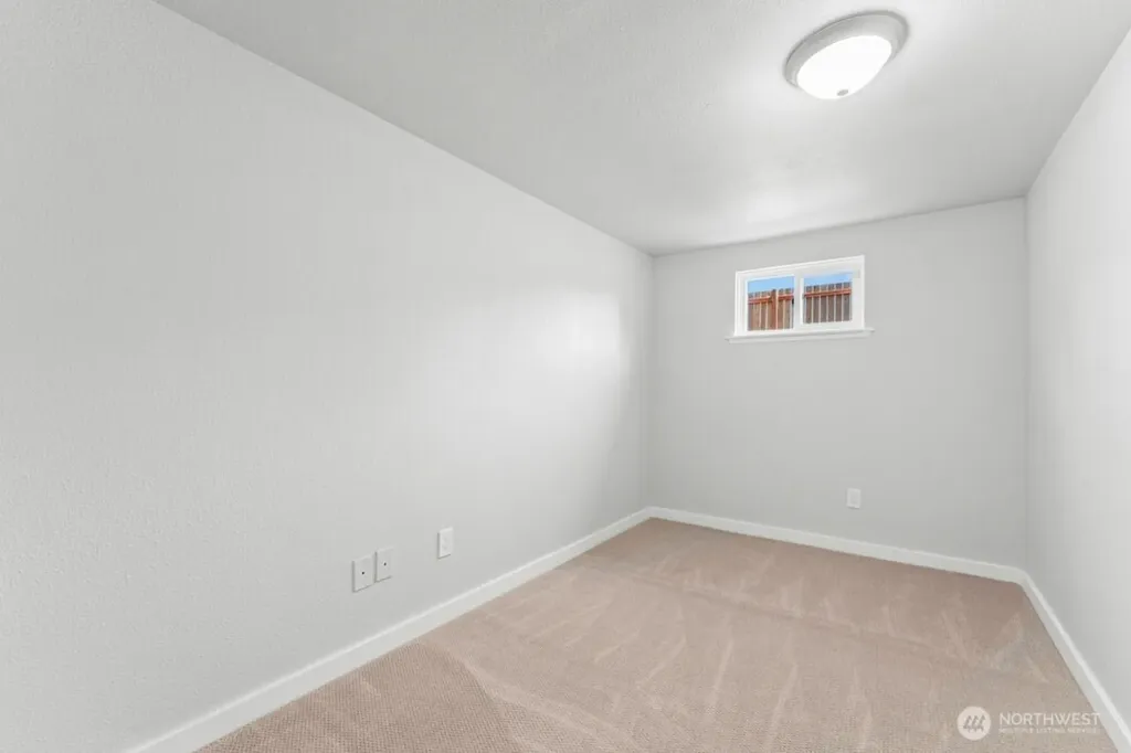5305 64th St W University Place WA 98466