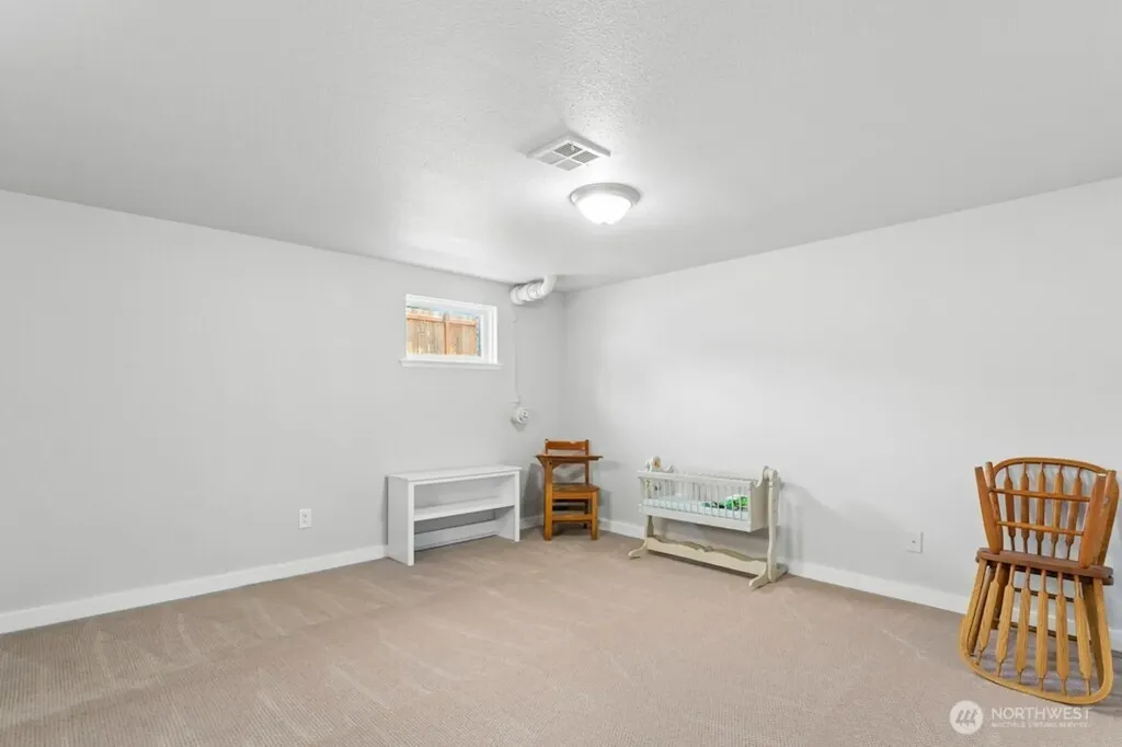 5305 64th St W University Place WA 98466