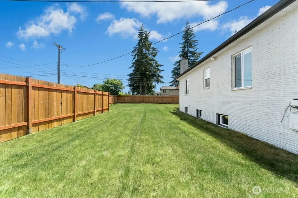 5305 64th St W University Place WA 98466