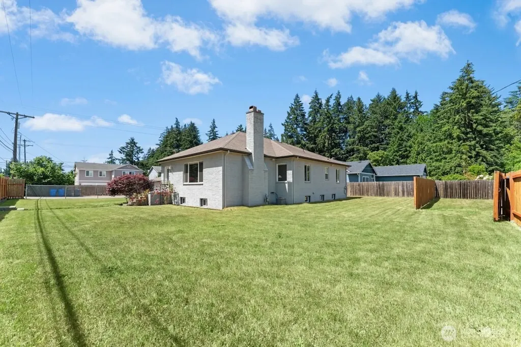 5305 64th St W University Place WA 98466