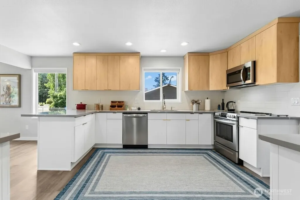 5305 64th St W University Place WA 98466