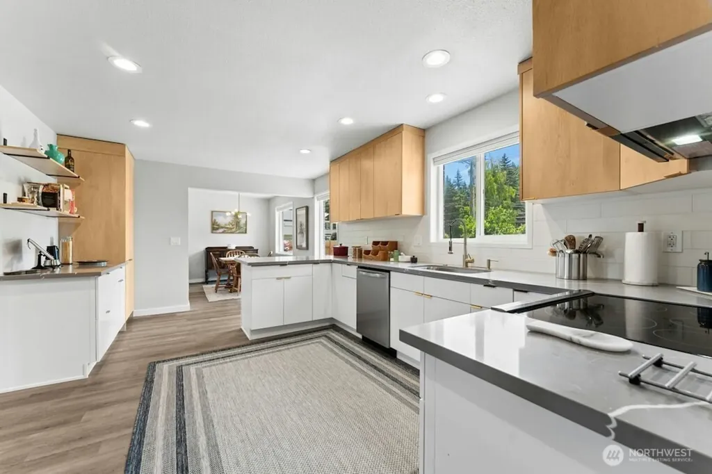 5305 64th St W University Place WA 98466