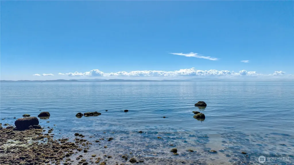 297 Marine Drive Point Roberts WA 98281