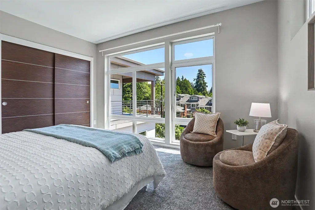 5126 S Othello Street Seattle WA 98118