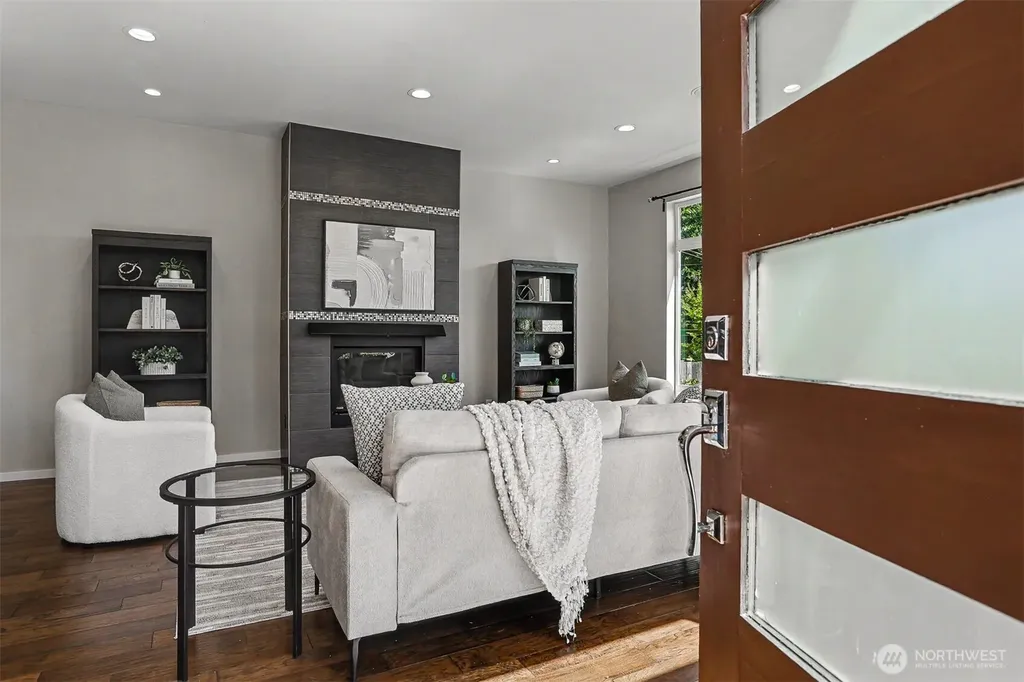 5126 S Othello Street Seattle WA 98118