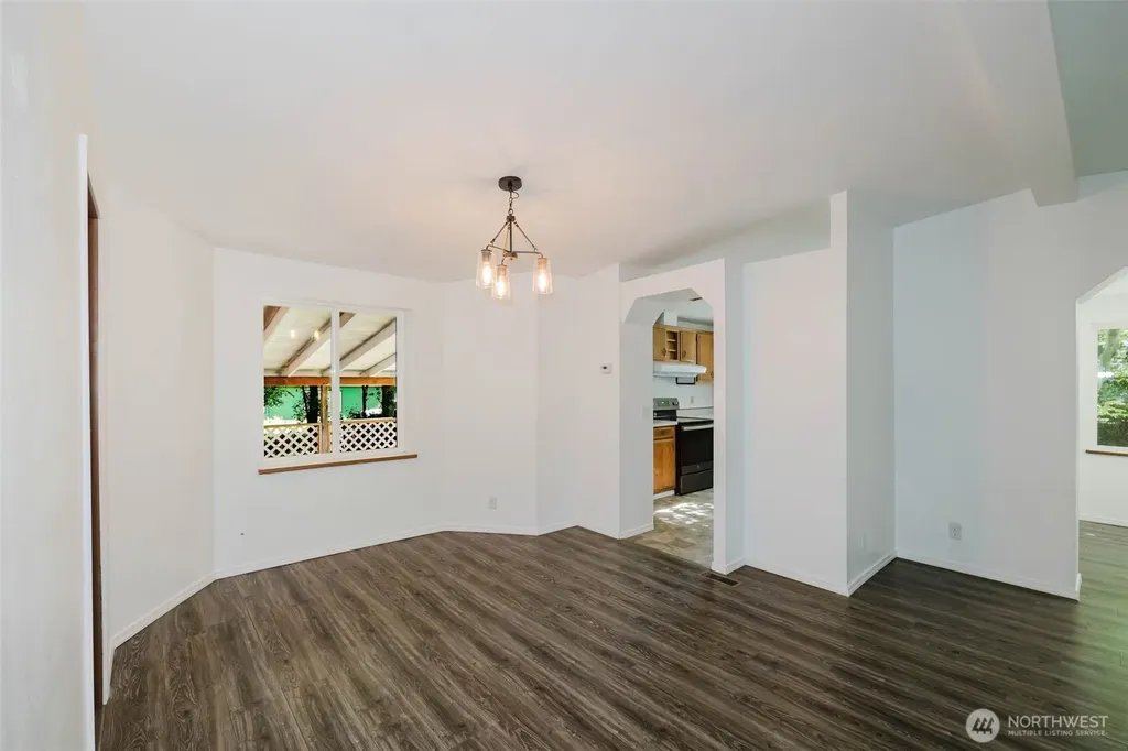 6525 SE Skycrest Lane Port Orchard WA 98366