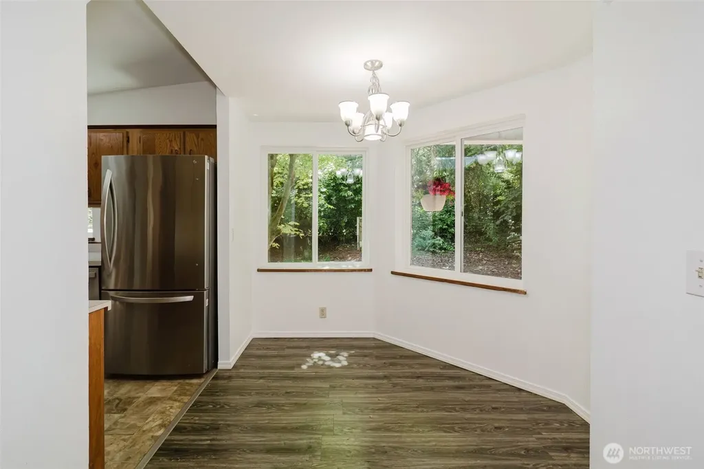 6525 SE Skycrest Lane Port Orchard WA 98366
