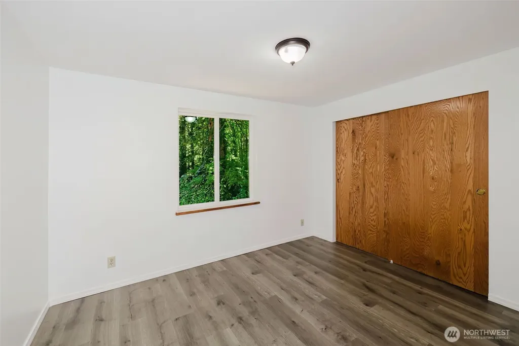 6525 SE Skycrest Lane Port Orchard WA 98366