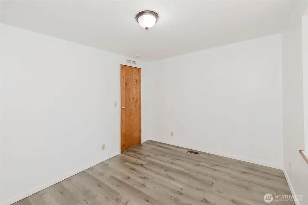 6525 SE Skycrest Lane Port Orchard WA 98366