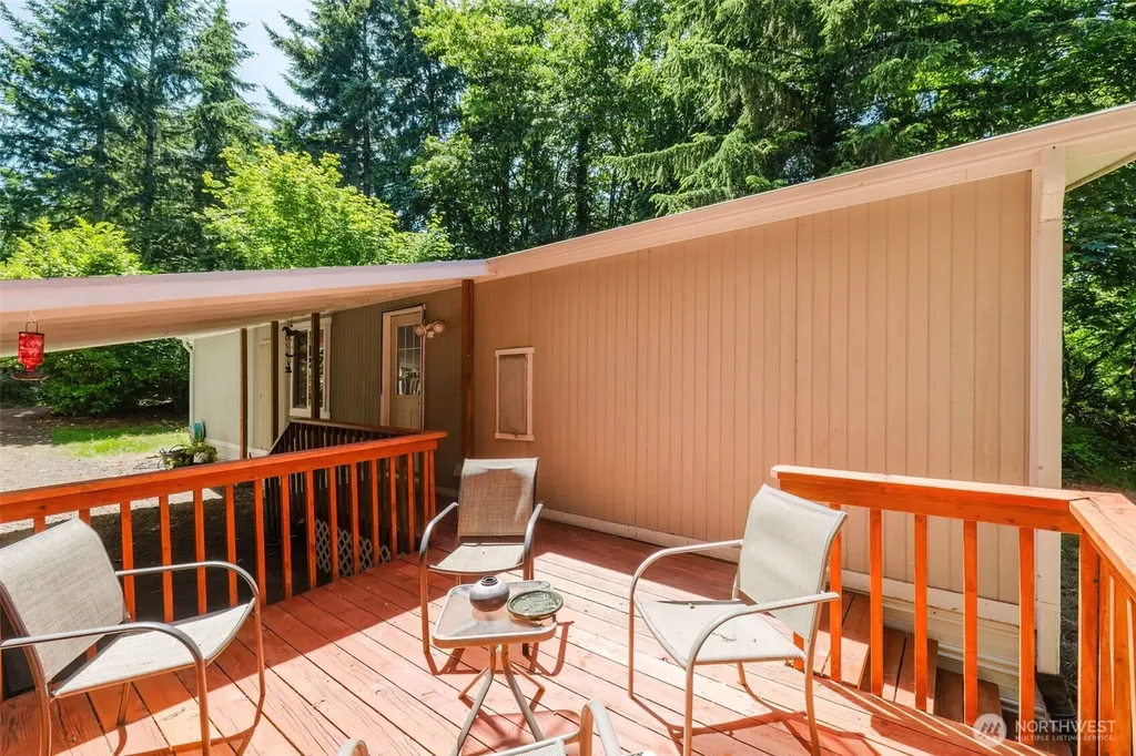 6525 SE Skycrest Lane Port Orchard WA 98366
