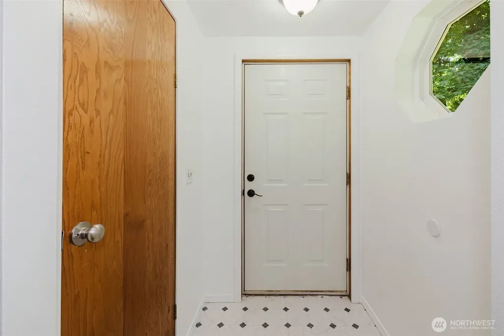 6525 SE Skycrest Lane Port Orchard WA 98366