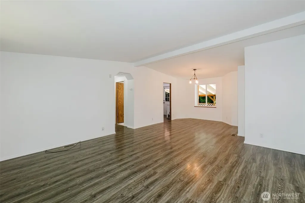 6525 SE Skycrest Lane Port Orchard WA 98366