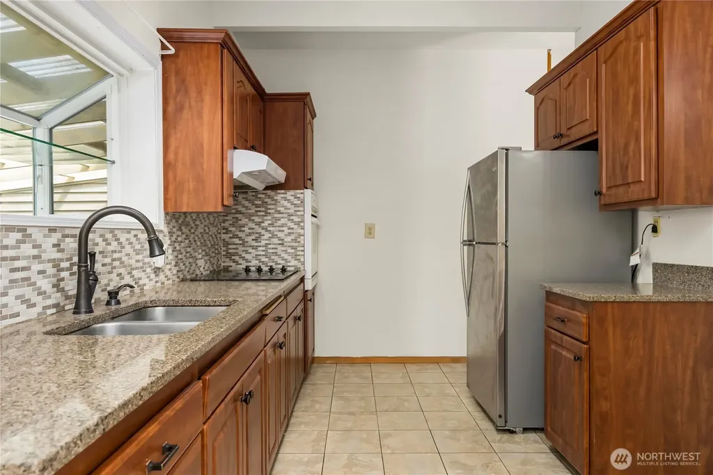 12017 64th Avenue S Seattle WA 98178