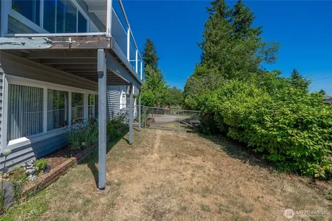 12017 64th Avenue S Seattle WA 98178