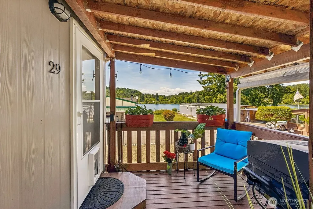 4707 Black Lake Belmore Road SW Olympia WA 98512