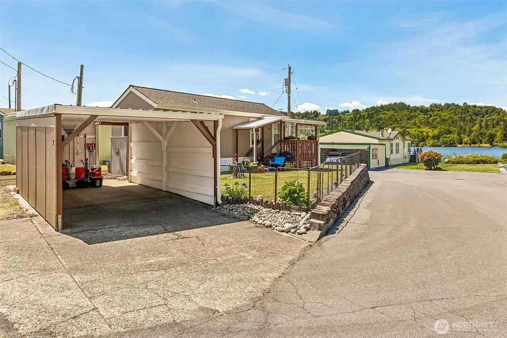 4707 Black Lake Belmore Road SW Olympia WA 98512
