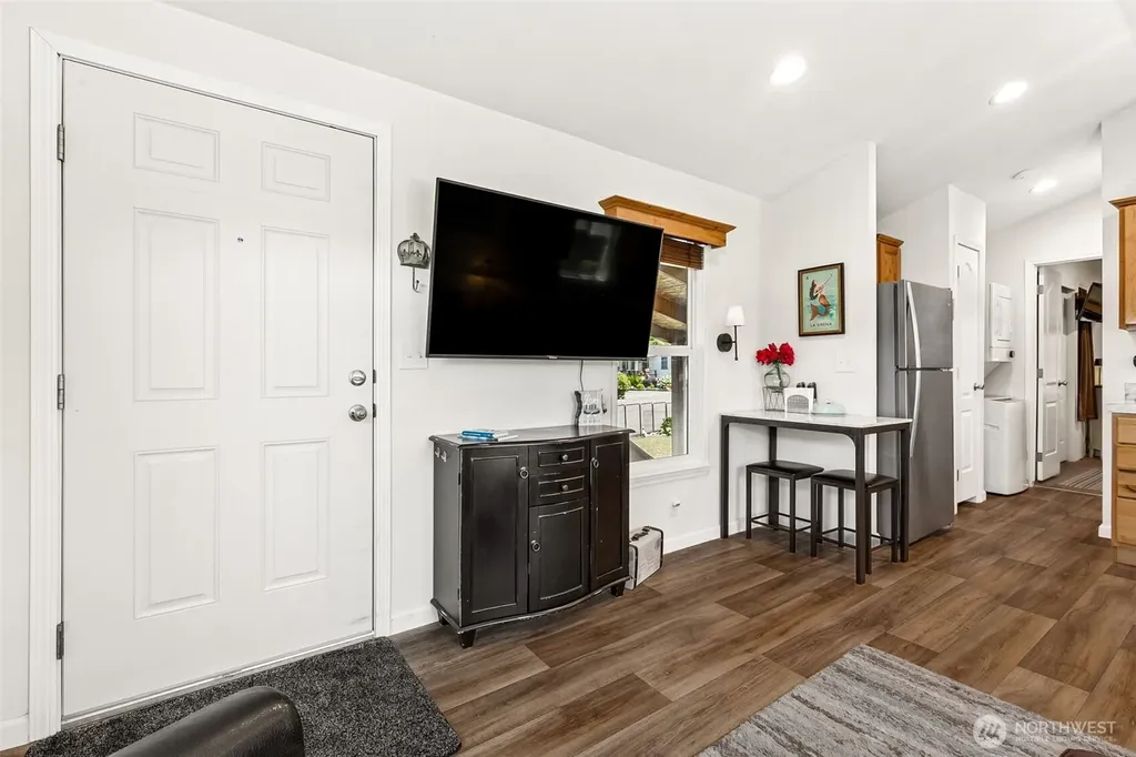 4707 Black Lake Belmore Road SW Olympia WA 98512