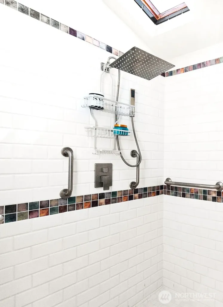 221 W Hunley Westport WA 98595