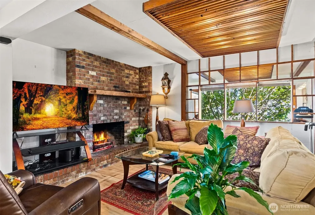 221 W Hunley Westport WA 98595